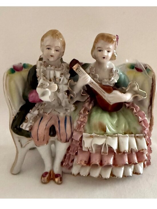 Signed with: Bone China Lace Other - Vintage Bone China Lace Musical Couple Figurine Mandolin Players Hand Painted Po